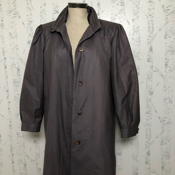Vintage London fog trench coat - Picture 2 of 6